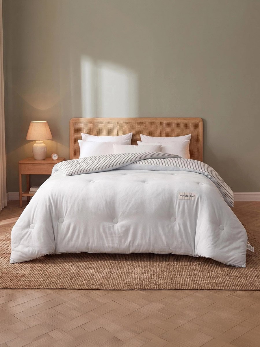 1-Piece Polyester Comforter - Grey, 200x230cm