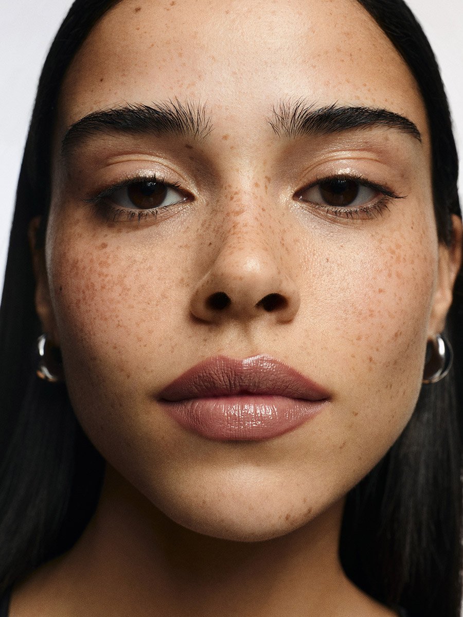 Glazed Lips Liquid Lipstick SPF 50+ Milk Chocolate 94