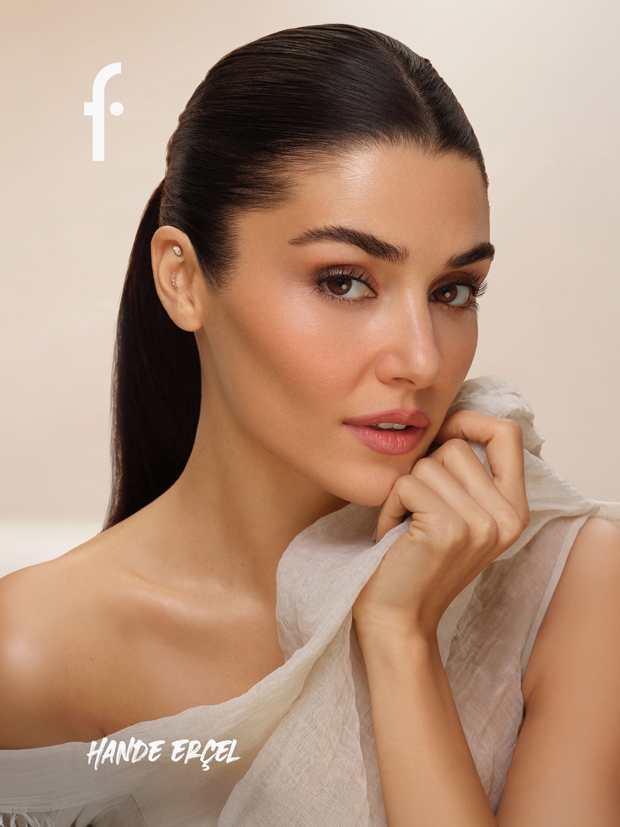 كريم أساس كوشين للتغطية الطبيعية كيه سبيريت، 15 جم