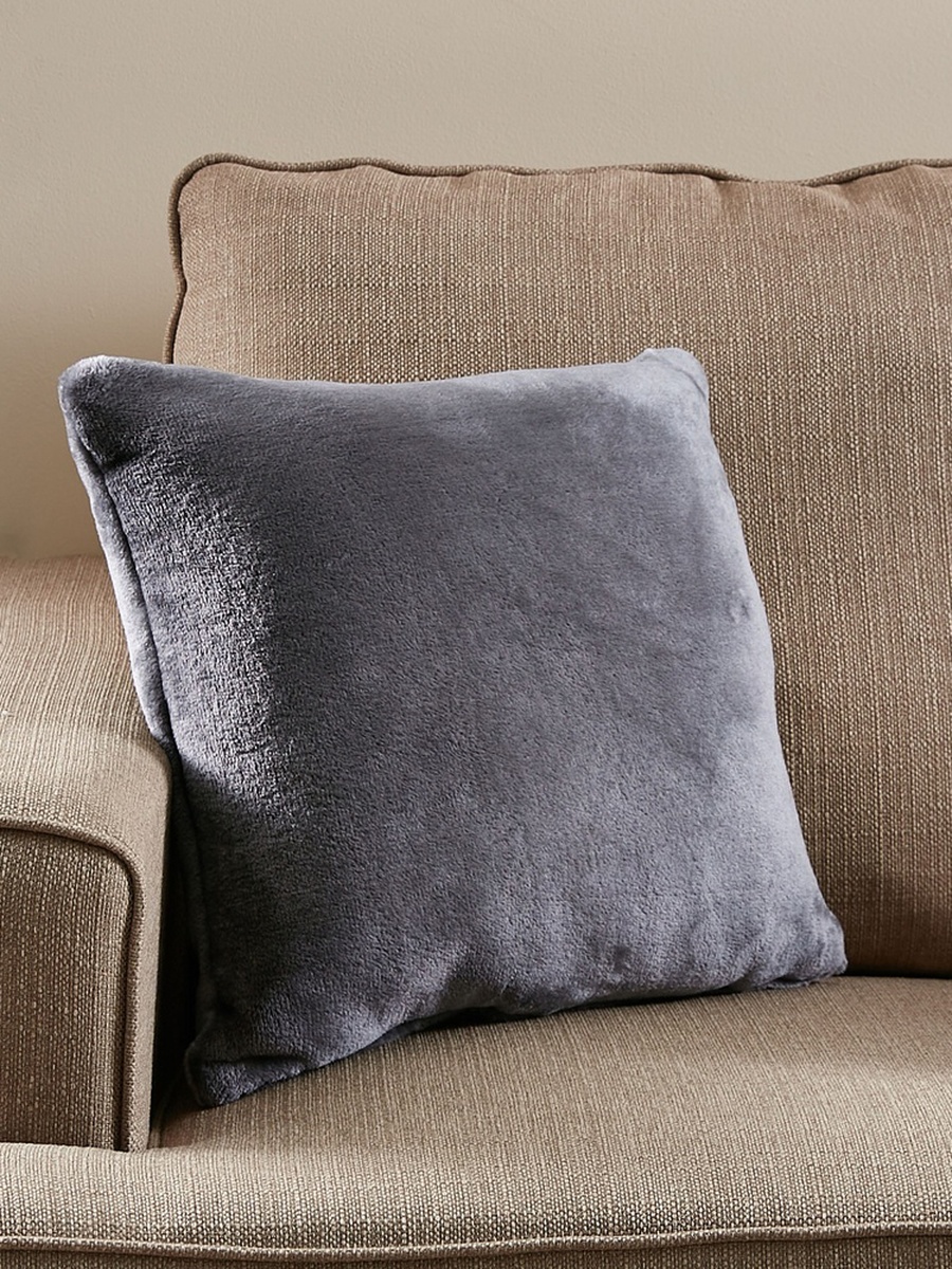 Lavish Filled Cushion - 45x45 cm