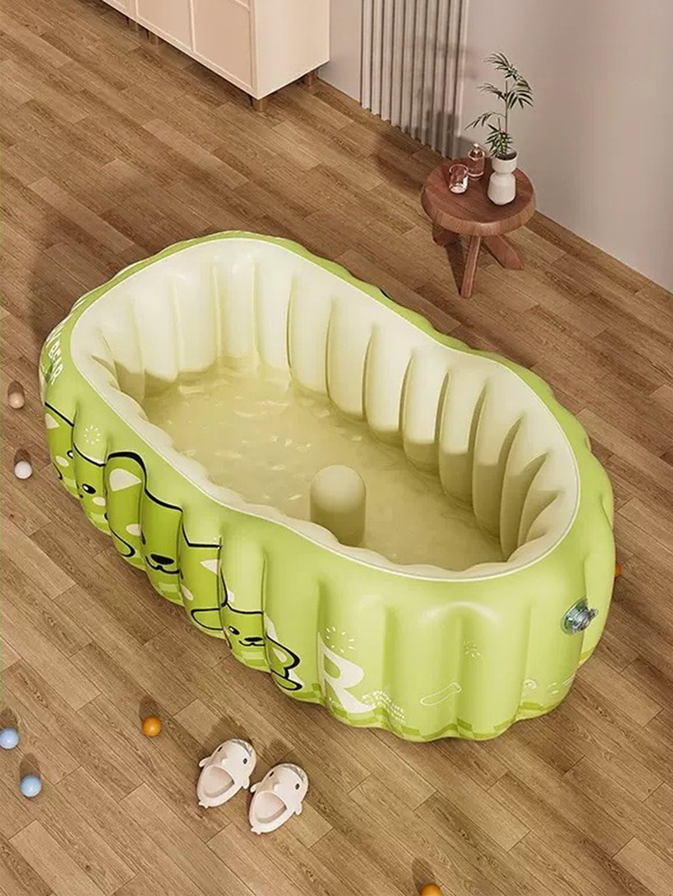 Green Printed Inflatable Bathtub