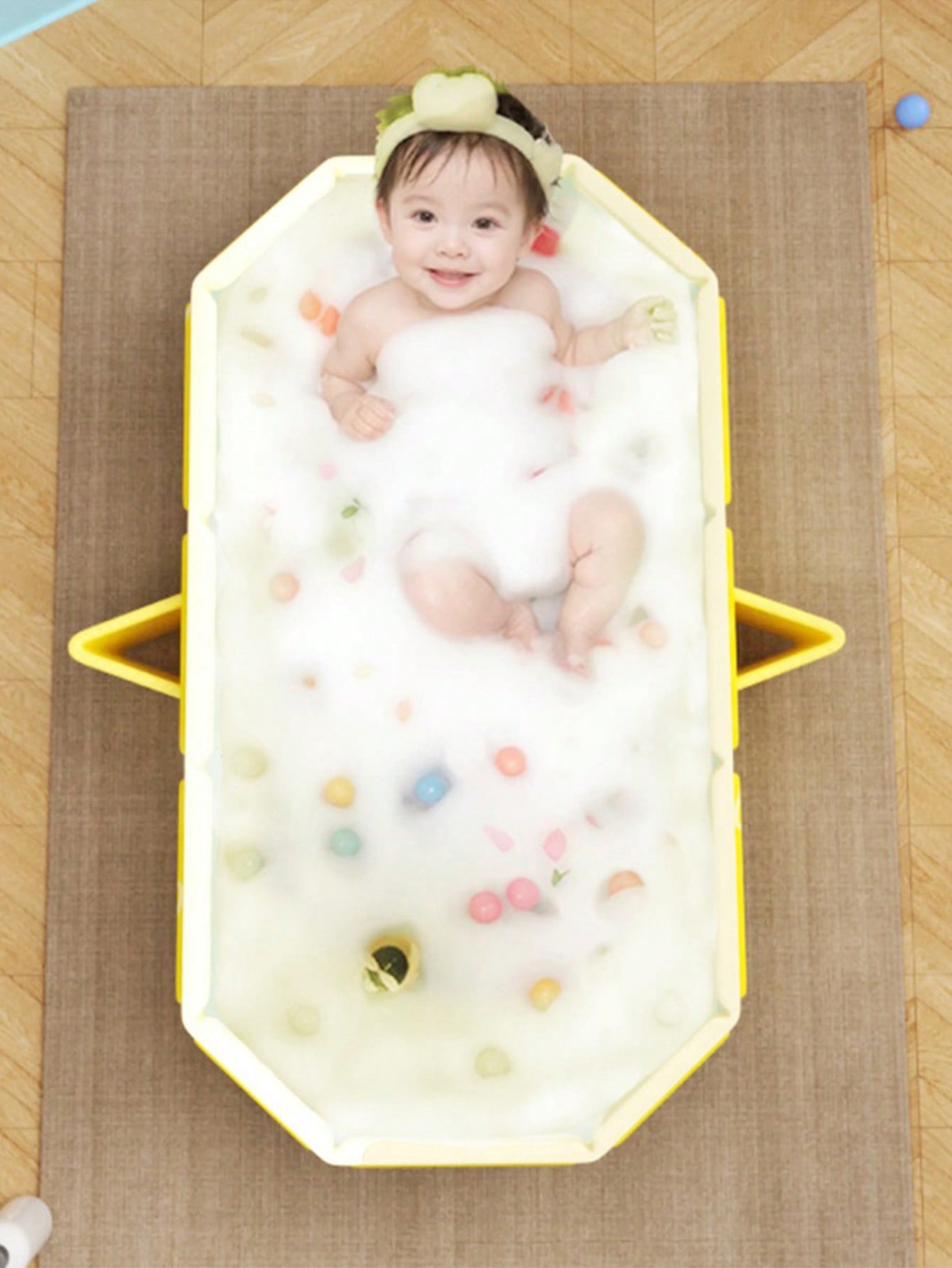 Yellow PVC Folding Baby Bathtub with Cartoon Duck Pattern 