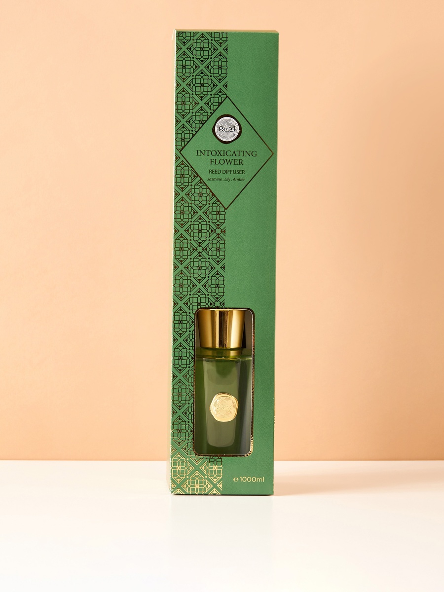 موزع عطور بالأعواد برائحة العود سوبريم - 1 لتر
