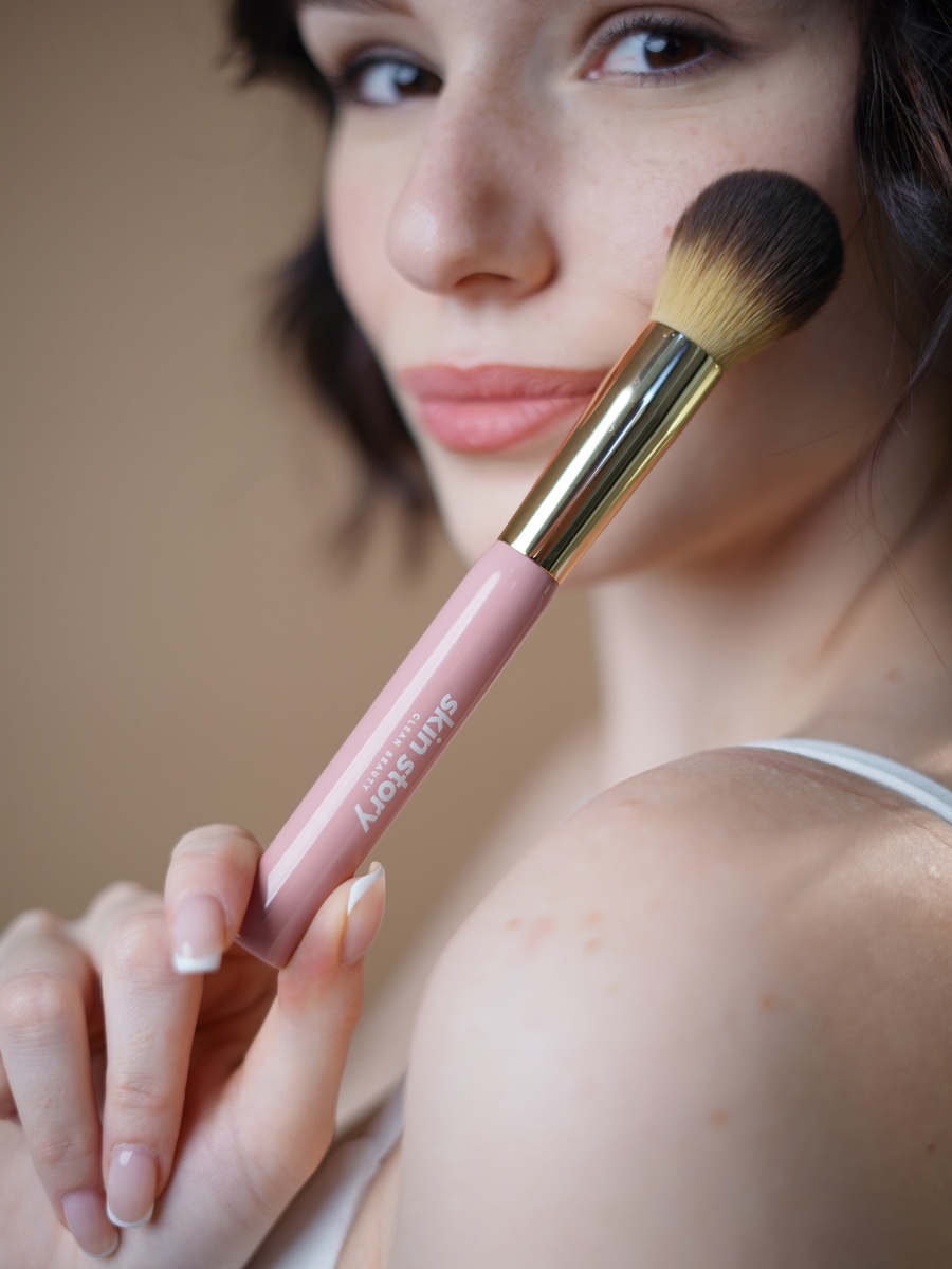 Clean Skin Precision Powder Brush