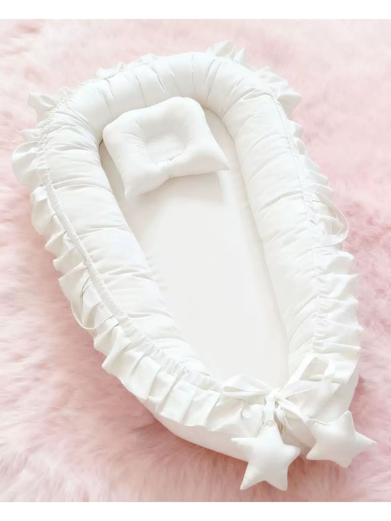 White Ruffled Baby Nest Bed With Pillow