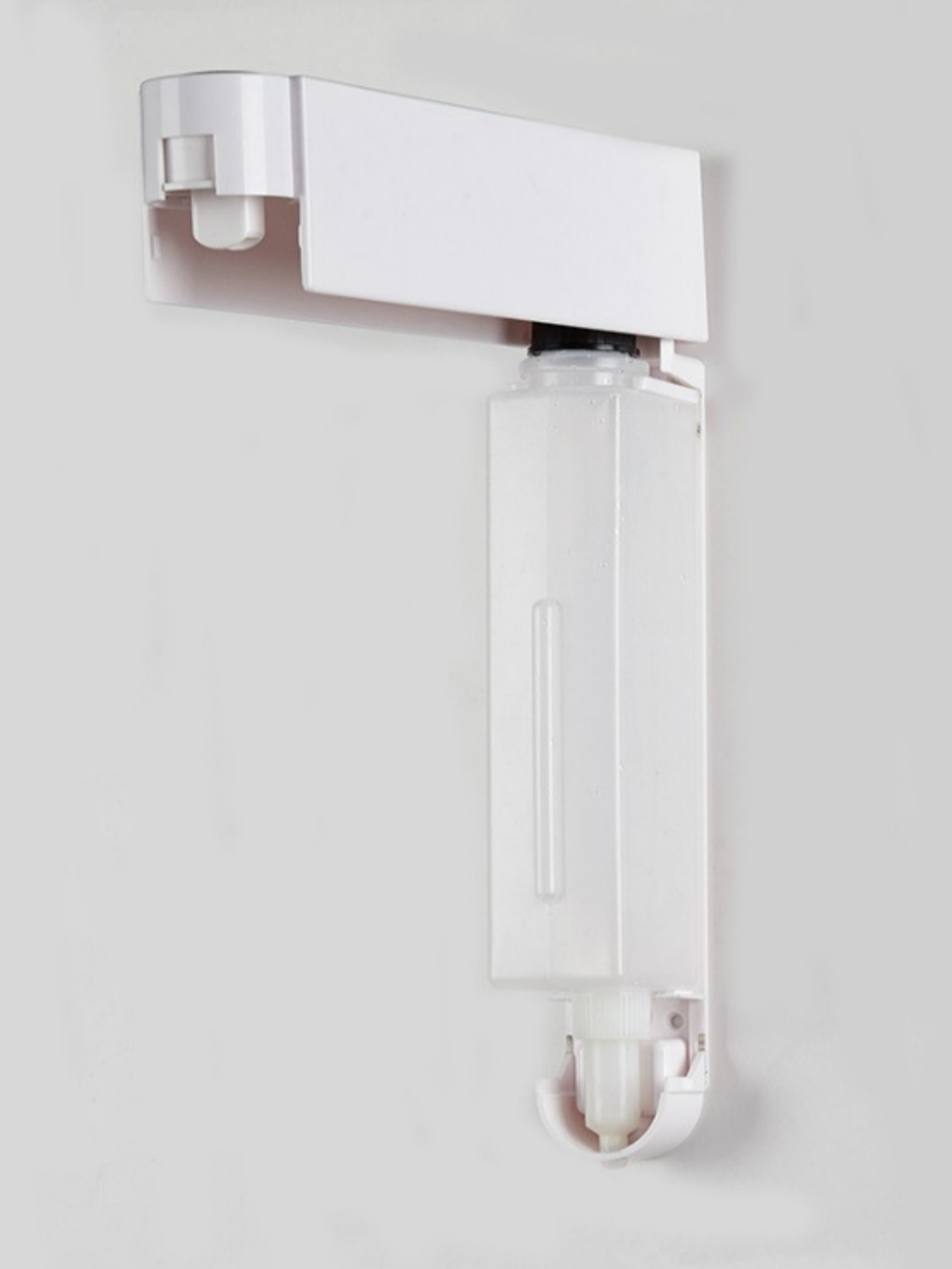 Classic White Wall-Mounted Soap Dispenser (421Ml)