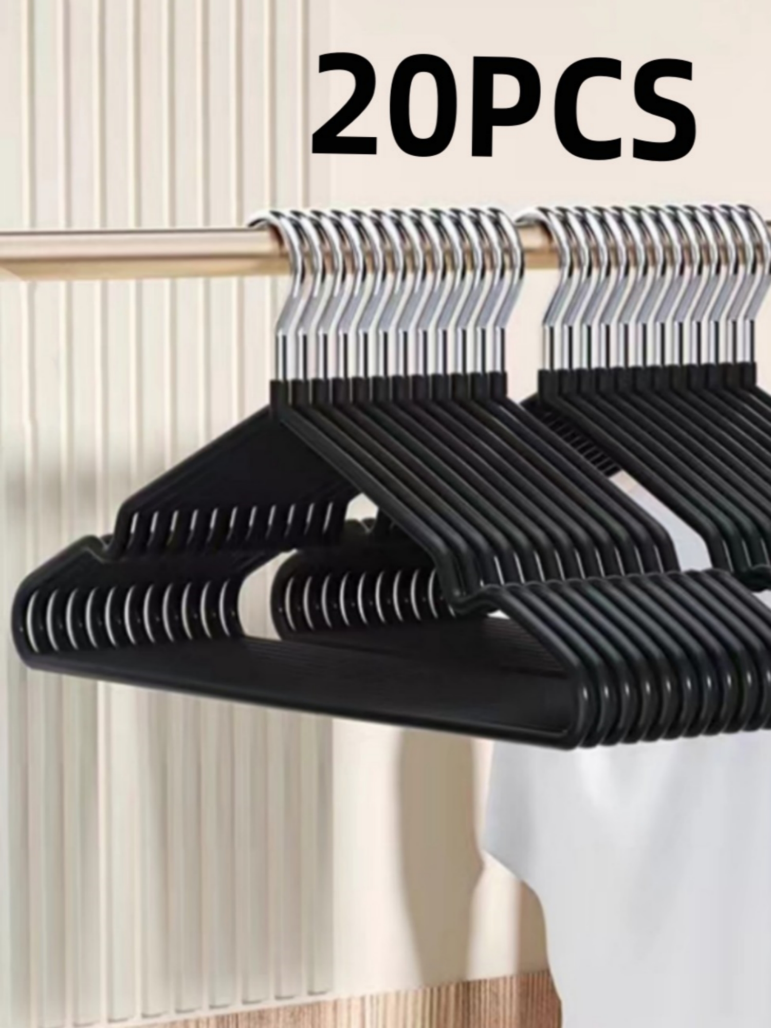 20-Pack Black Non-Slip Plastic Hangers