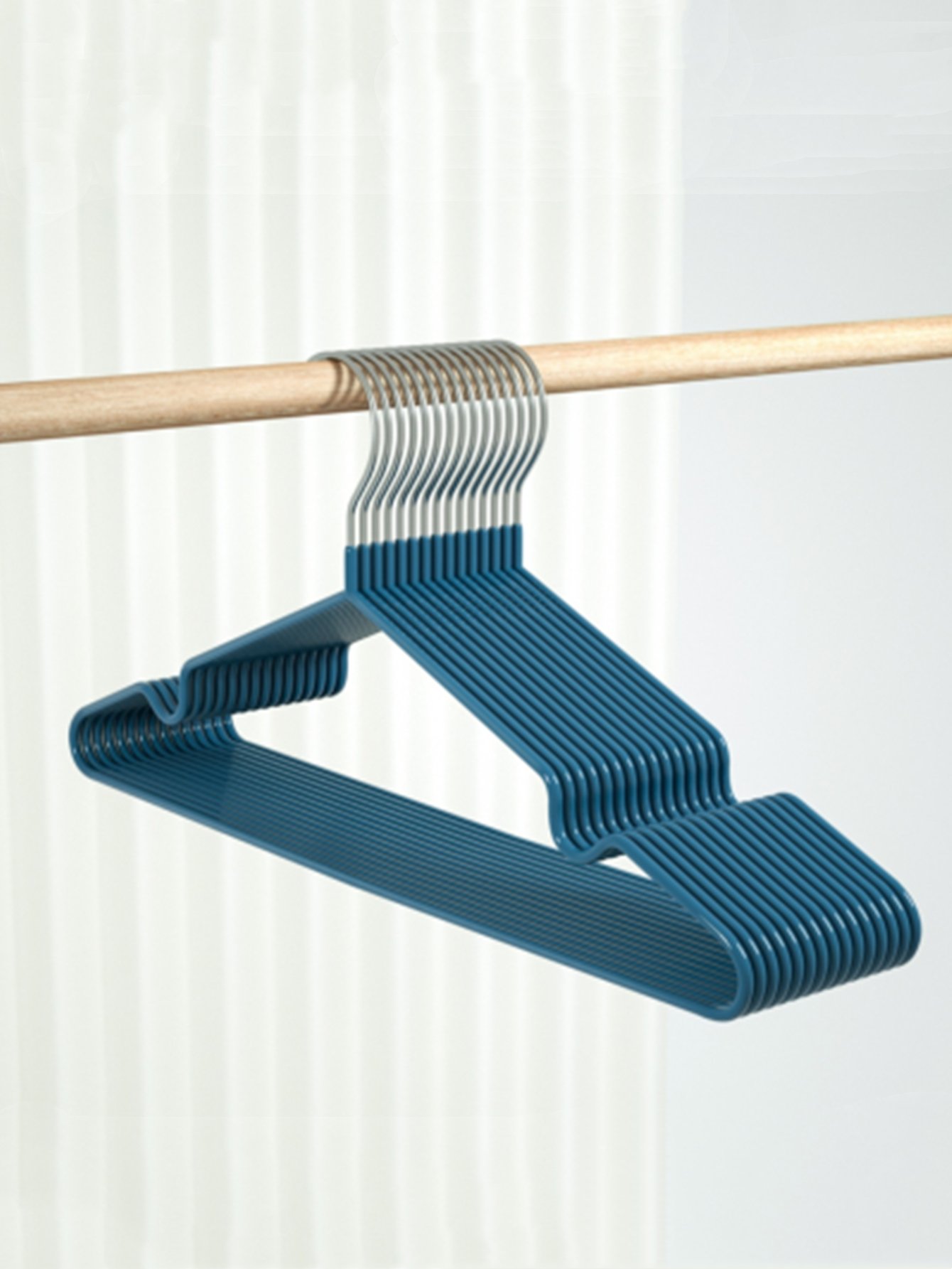 20-Piece Dark Blue Non-Slip Coated Hangers