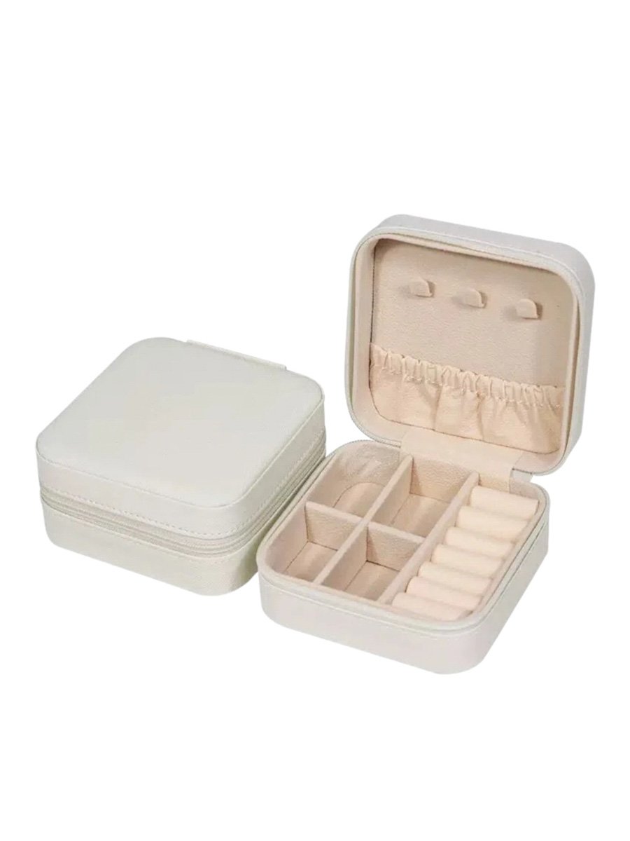 Beige Travel Jewelry Organizer