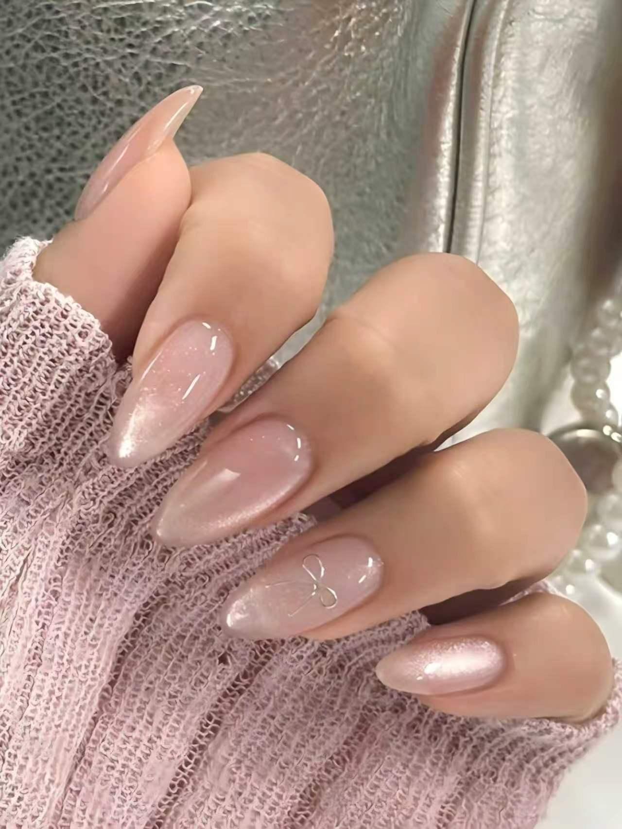 Light Pink Almond Artificial Nails