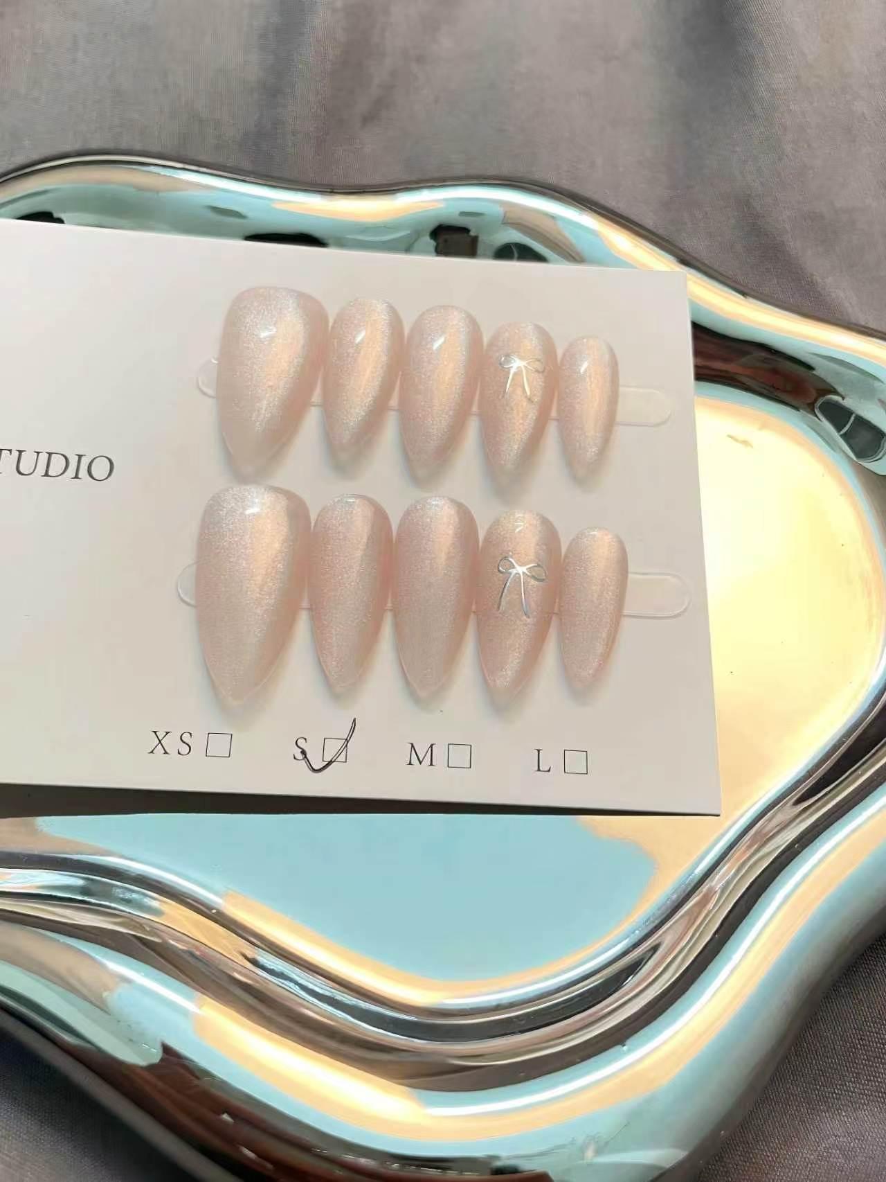Light Pink Almond Artificial Nails