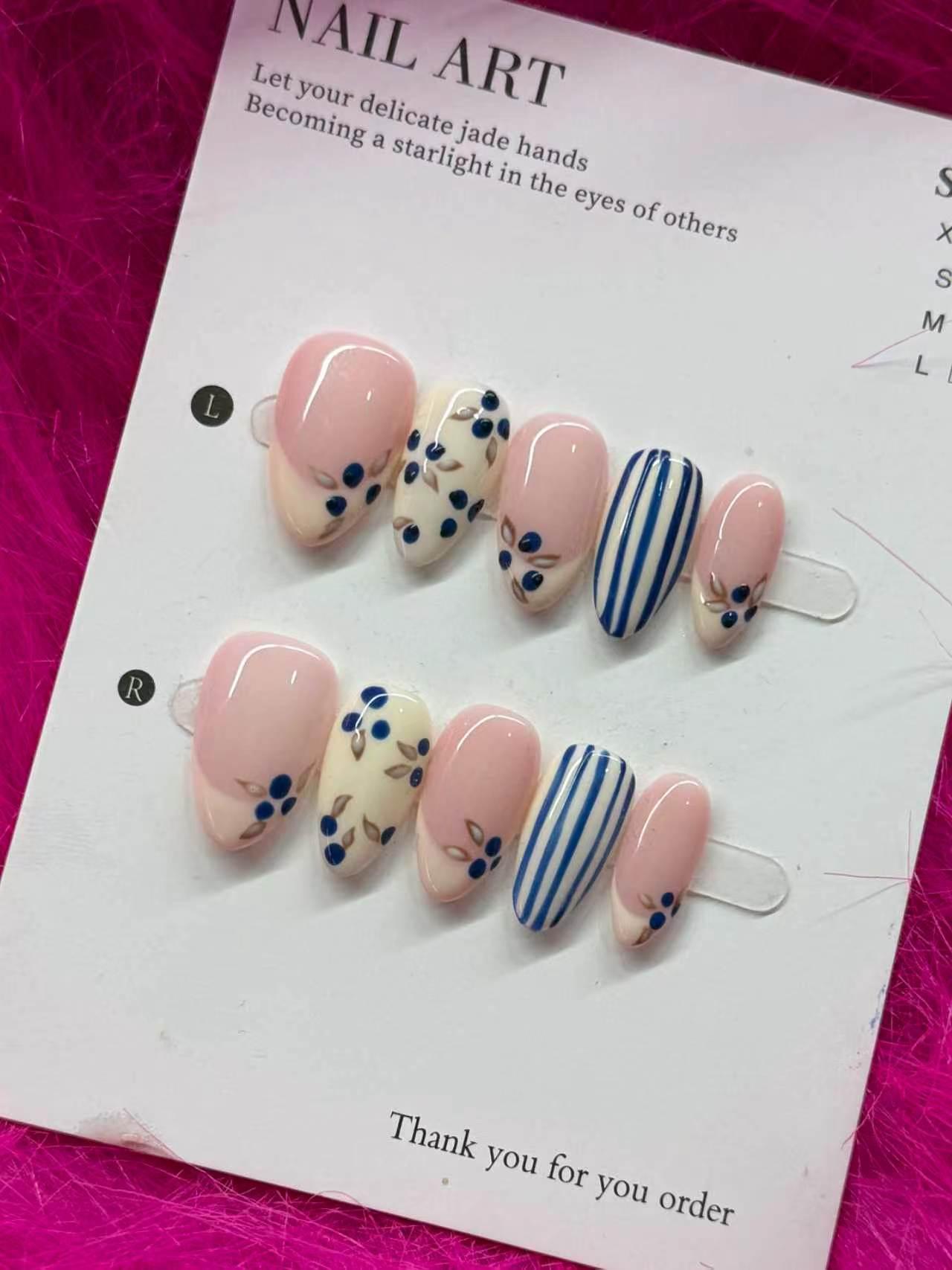 Long-Lasting Nail Art Set