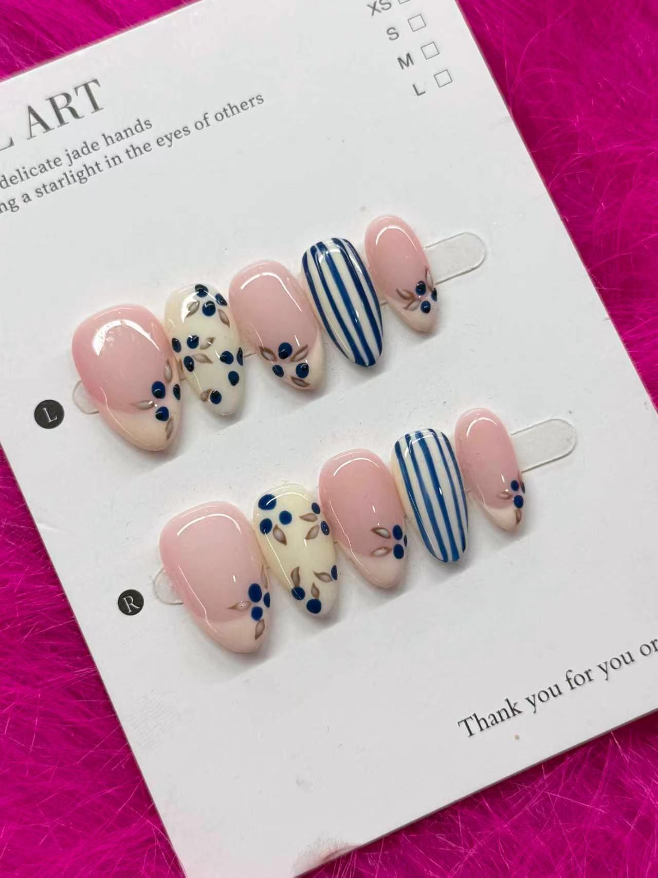 Long-Lasting Nail Art Set