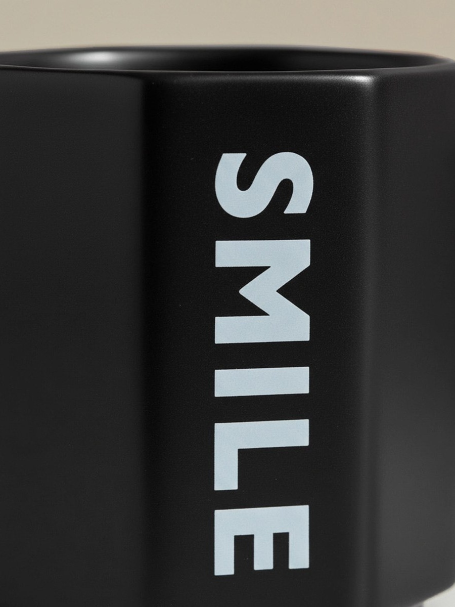 Susan Smile Hexa Mug - 340 ml