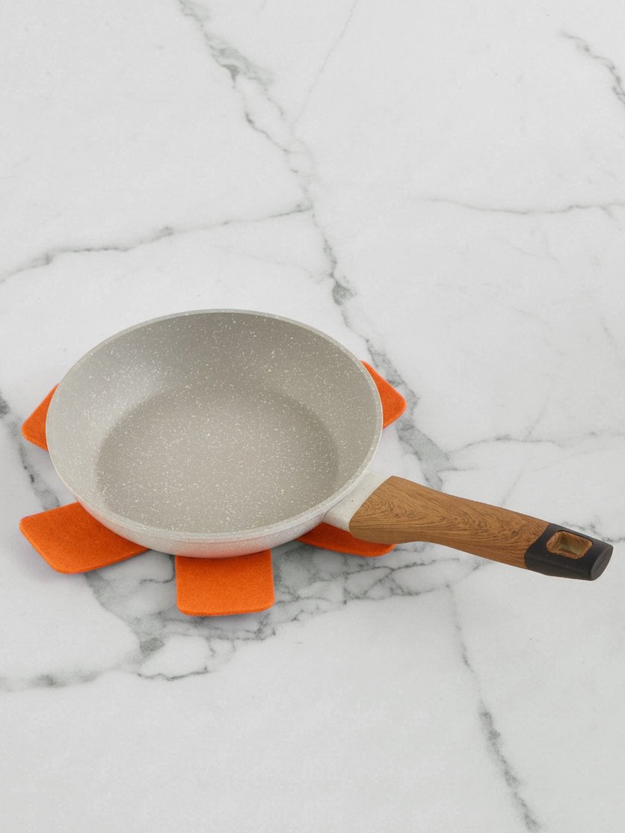 La Natura Induction Fry Pan with Trivet - 20 cm
