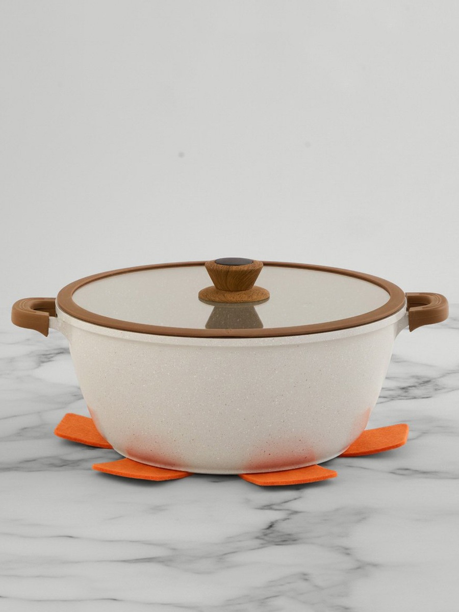 La Natura Deep Casserole with Lid and Trivet - 32 cm