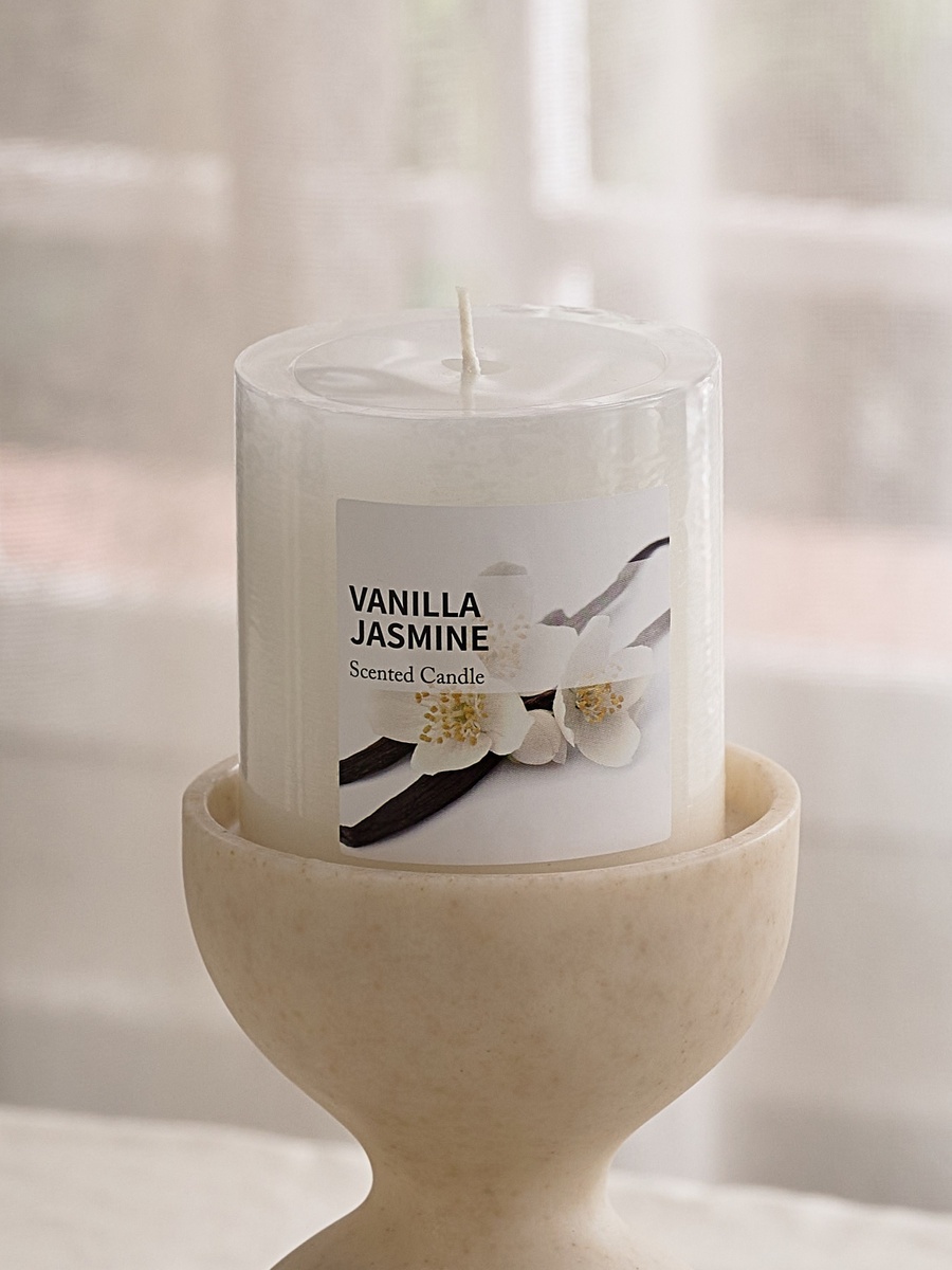 Qara Vanilla Jasmine Pillar Candle - 6.8x7 cm