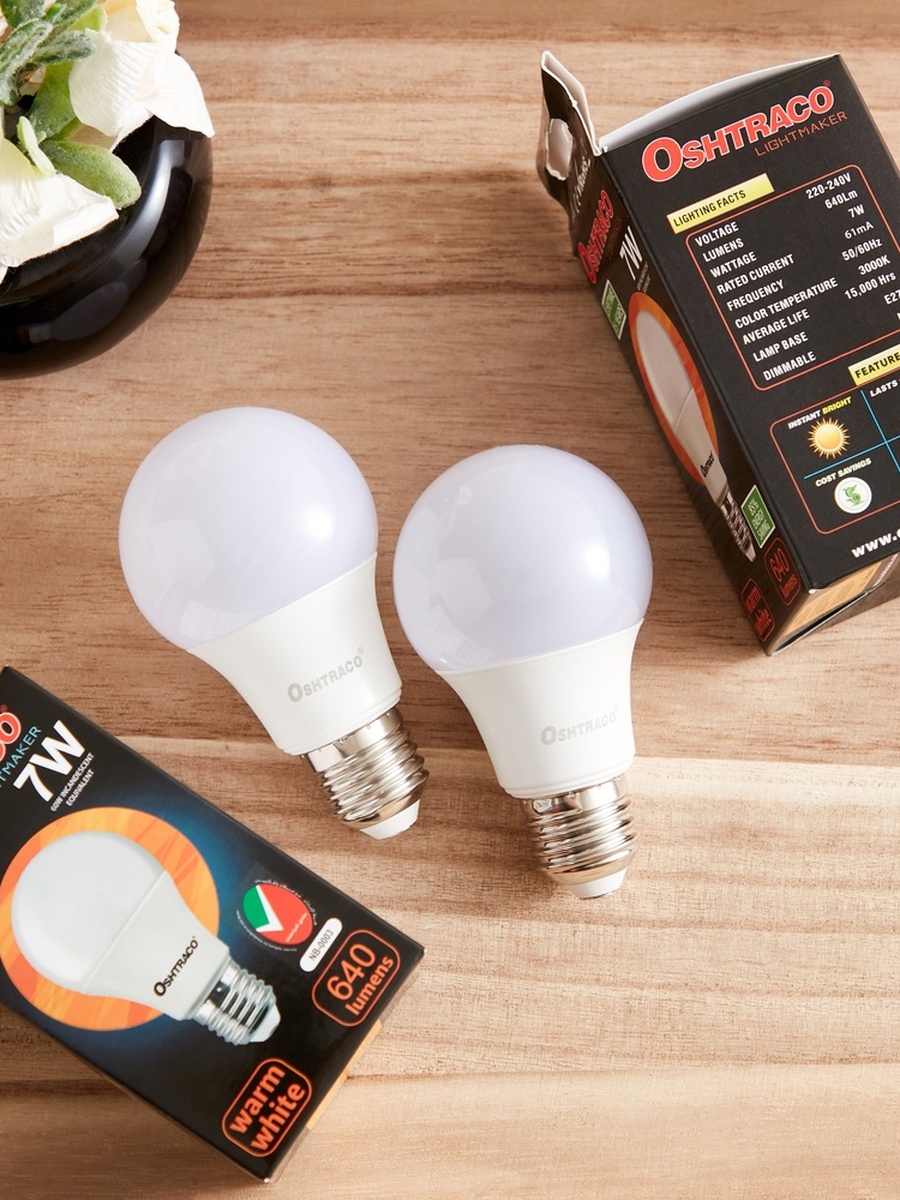 Oshtraco 2-Piece 7W E27 Warm White LED Bulb Set