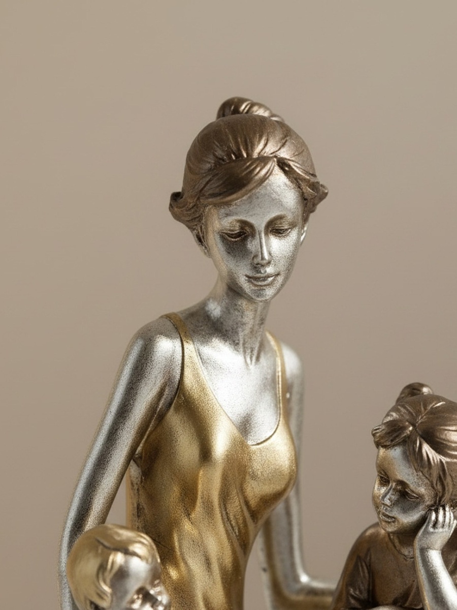 Wren Ema Aurum Decorative Mother with Children Figurine - 10.3x7.3x18 cm