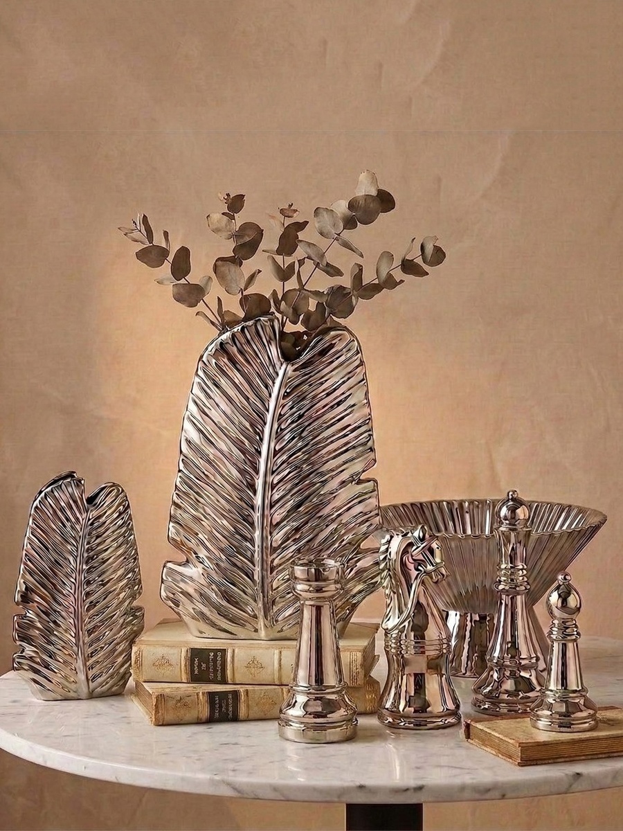 قطعة ديكور سيراميك على شكل رخ شطرنج من أوروم سانسا ديون - 12×12×27 سم