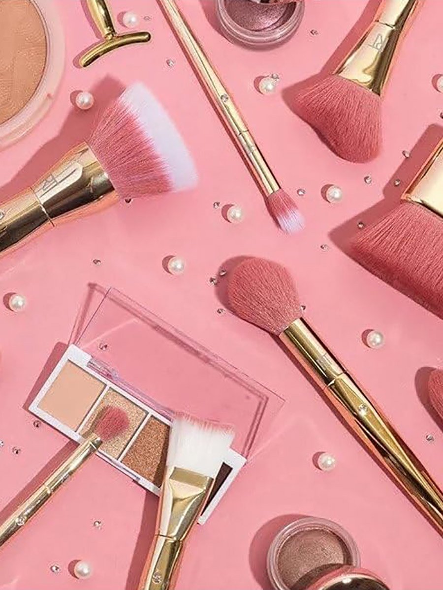 Soft Glam Angled Contour