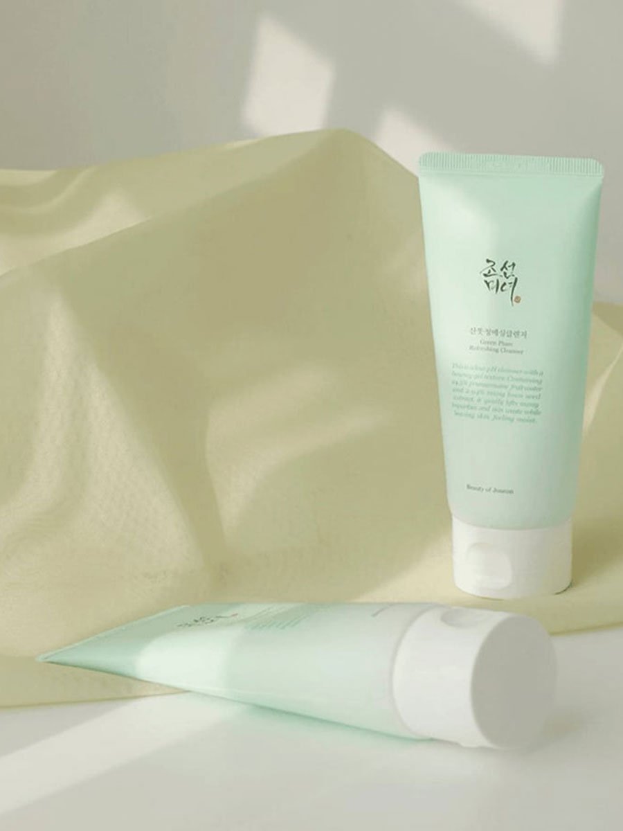 Green Plum Refreshing Cleanser 100ml