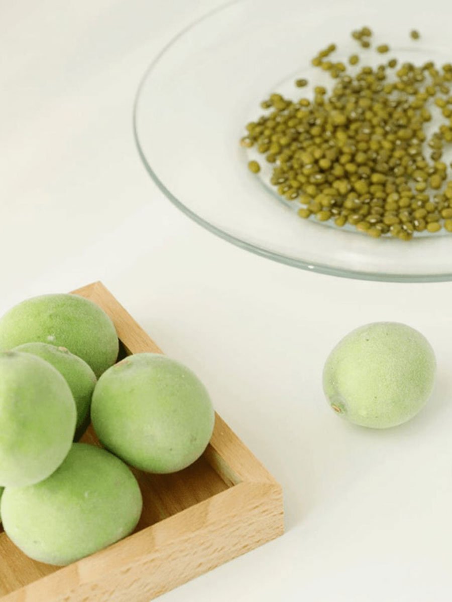 Green Plum Refreshing Cleanser 100ml
