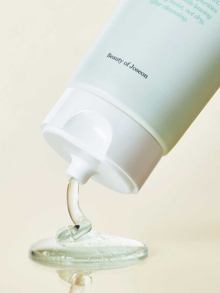 Green Plum Refreshing Cleanser 100ml