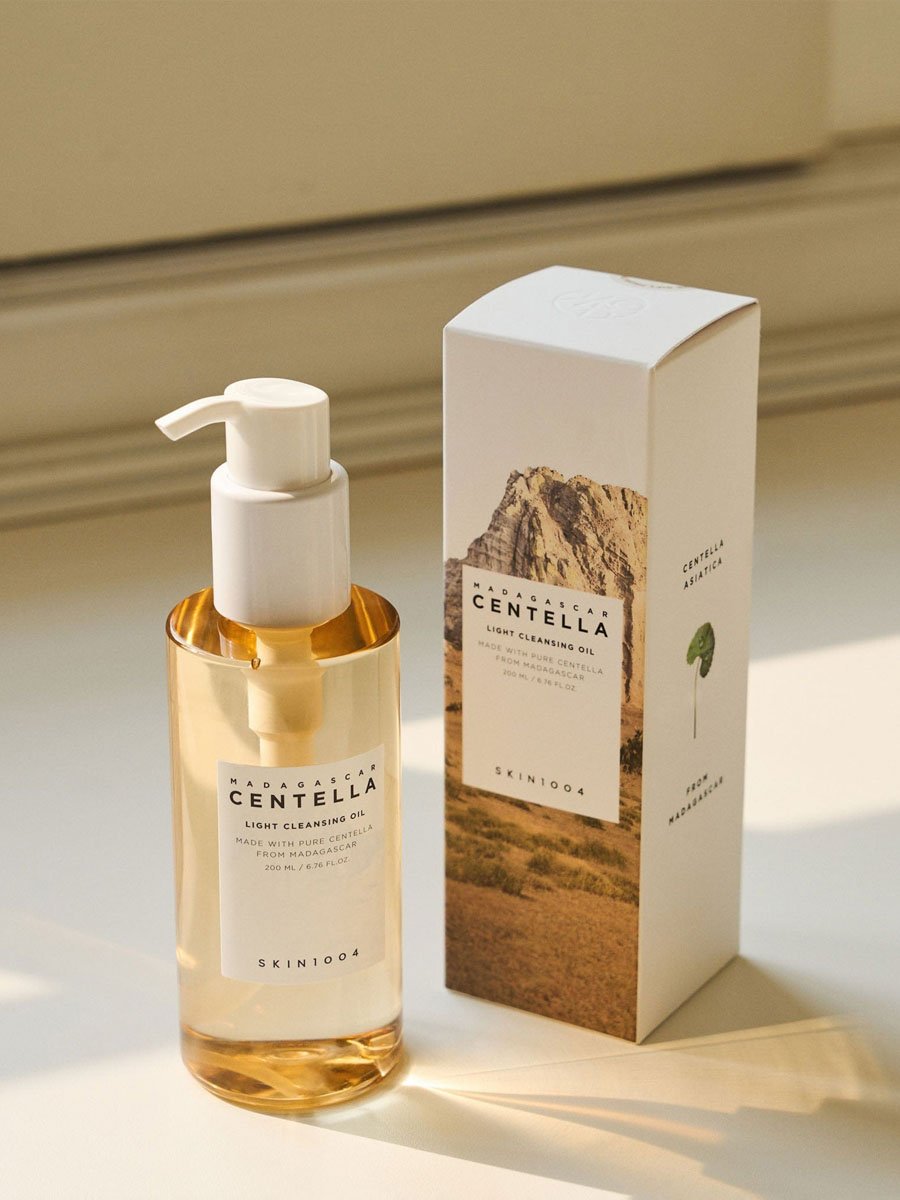 Madagascar Centella Light Cleansing Oil 200ml