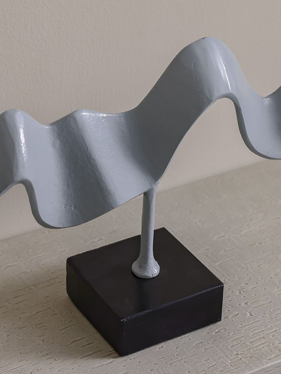 Stark Metal Leaf Sculpture 37x8X36cm, Grey, Aluminium, Decorative Figurine For Tabletop Shelf Console And Home Styling, Product Code 290102100348