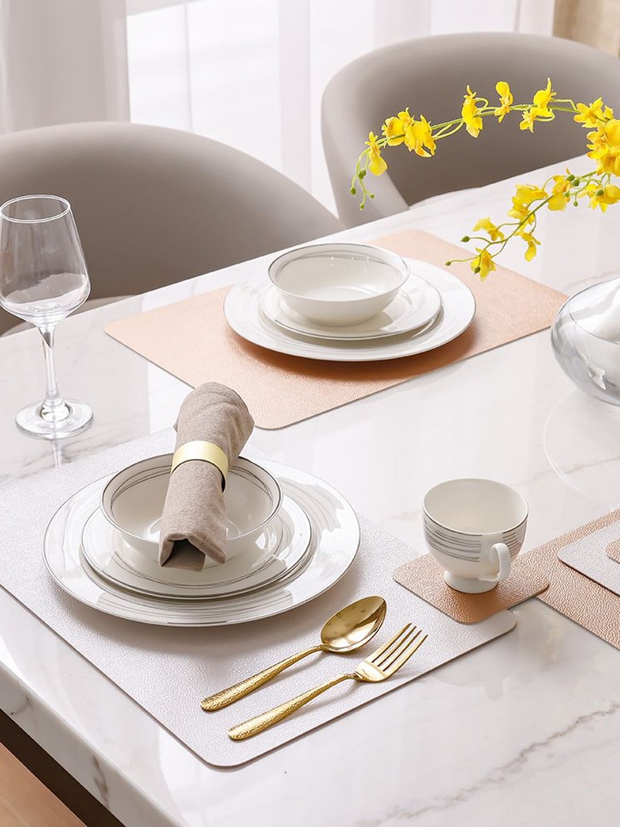Set of 4 - Majestic Round Metal Napkin Ring