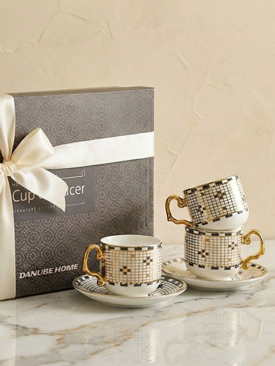 Brewelle 12 - Piece New Bone China Tea Cup Set 200ml, Gold