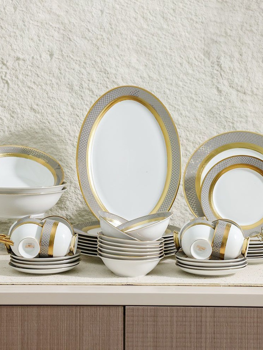 Royal Feast 44 - Piece Fine Porcelain Dinner Set - Serve 8, Gold, Dinnerware Set For Family Meals Dining Table And Guest Serving