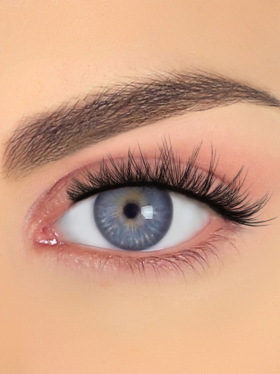 Gisela Pre-Glued and Reusable Lashes