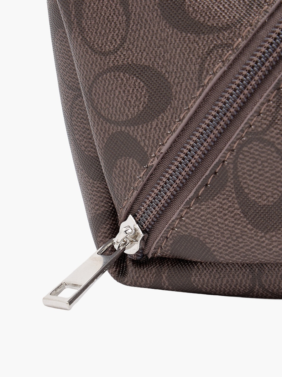 1-Compartment Cosmetic Pouch with Zip Closure - 24x12x12 cms