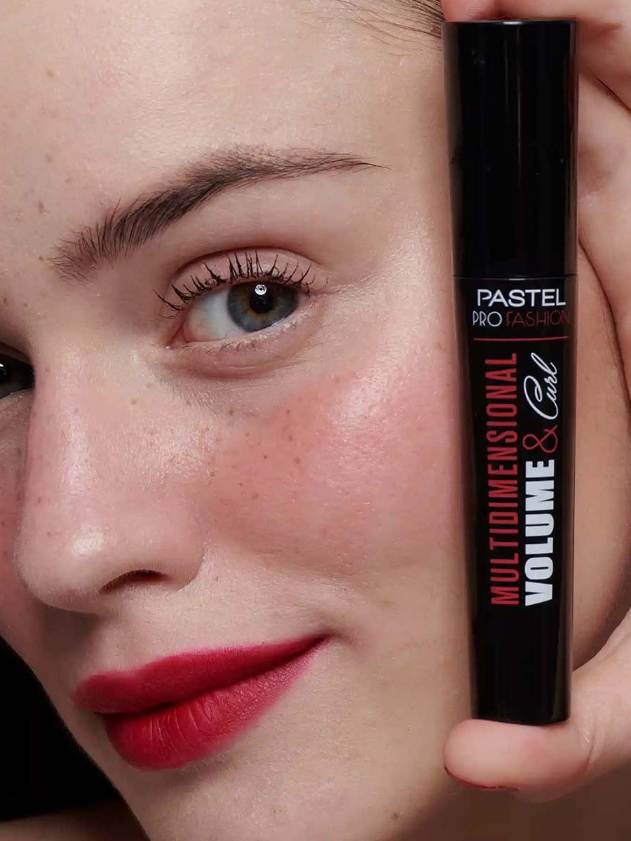 MultidiMenional Volume and Curl Mascara