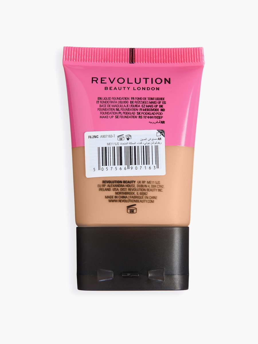 Conceal and Define Soft Matte Tube Foundation - 23gm