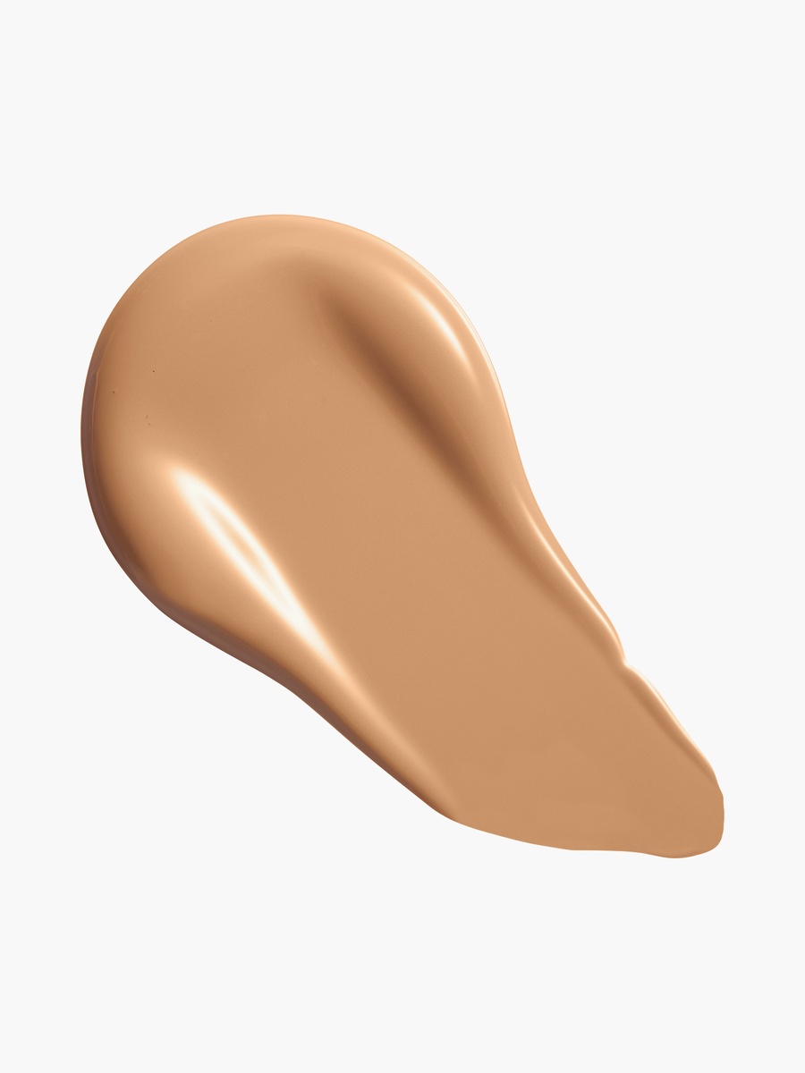 Conceal and Define Soft Matte Tube Foundation - 23gm