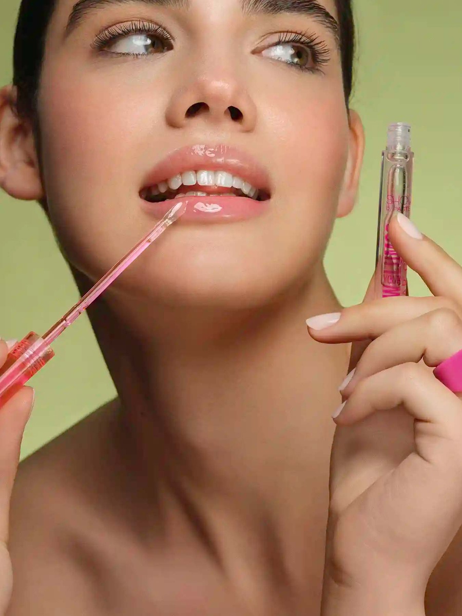 Show Your Lumos Clear Gloss