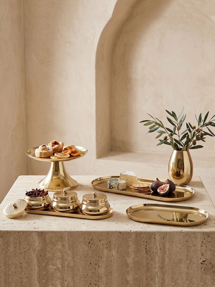 Geo 3-Piece Embossed Bowl Set with Tray