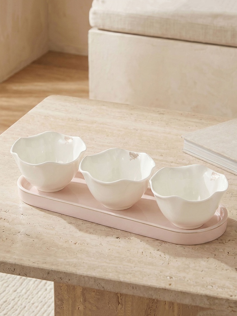 Butterfly Embossed 3-Piece Porcelain Serving Bowl Set with Tray