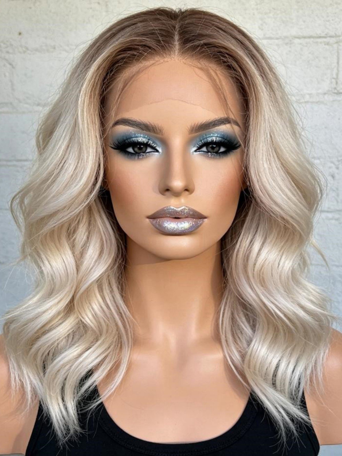 Ombre Blonde Wavy Wig