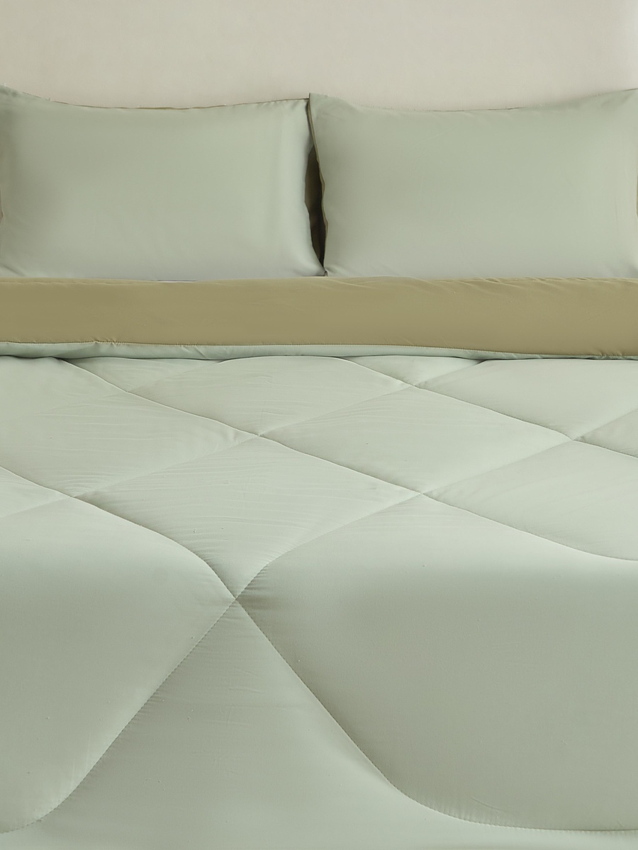 Derby Reversible Microfibre 3-Piece King Comforter Set - 220x240 cm