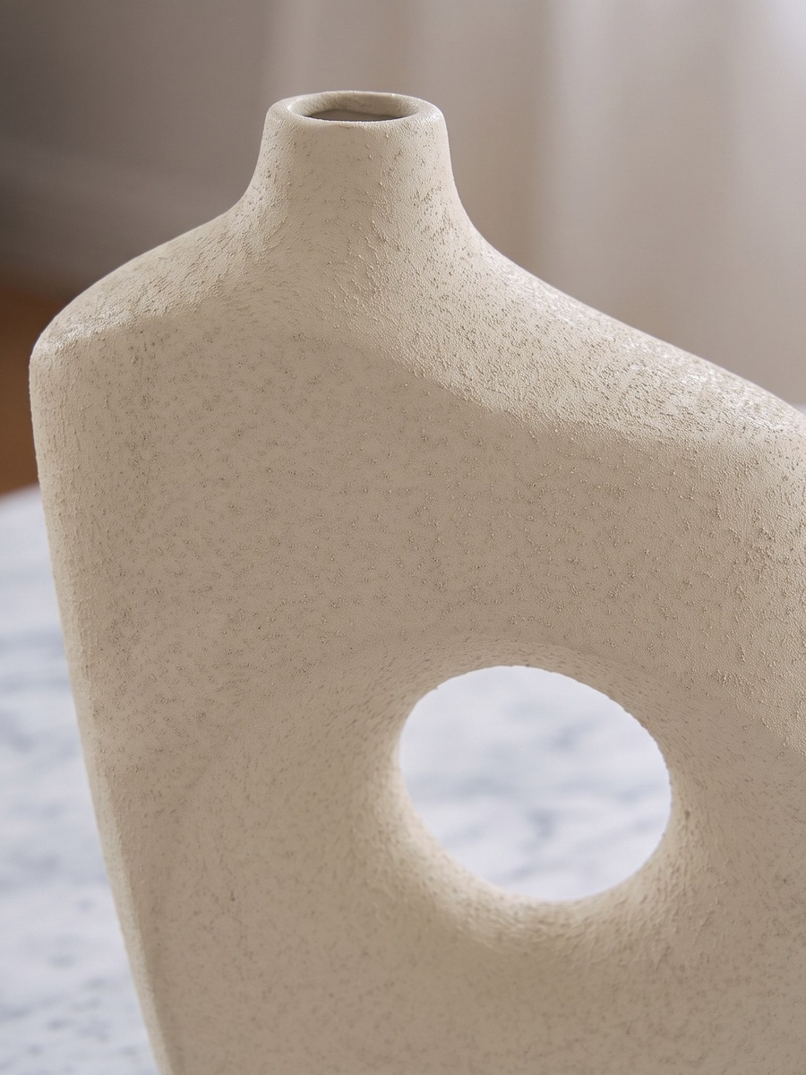 Audrey-Madison Hollow Ceramic Abstract Decorative Vase - 19x7x23 cm