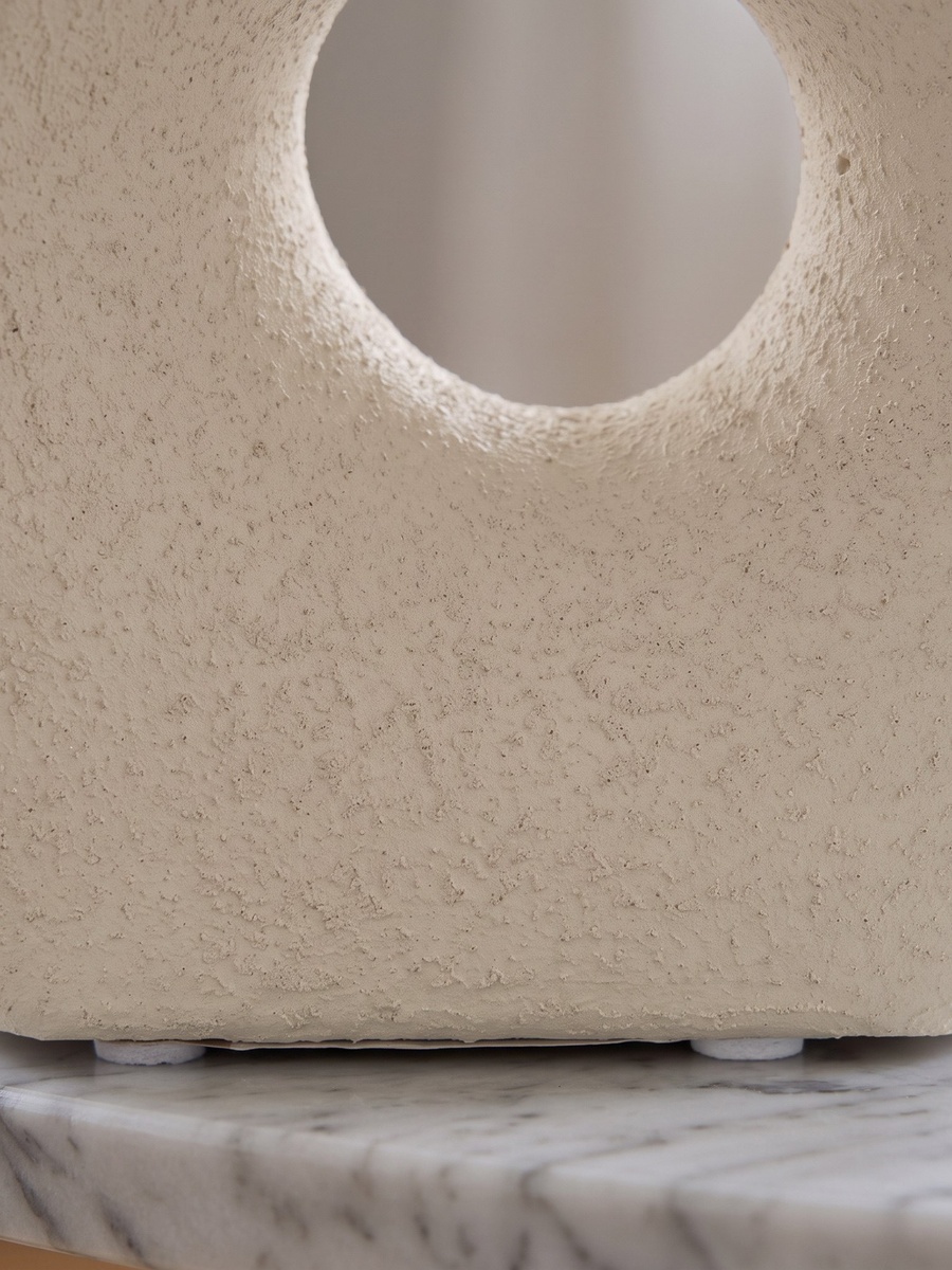 Audrey-Madison Hollow Ceramic Abstract Decorative Vase - 19x7x23 cm