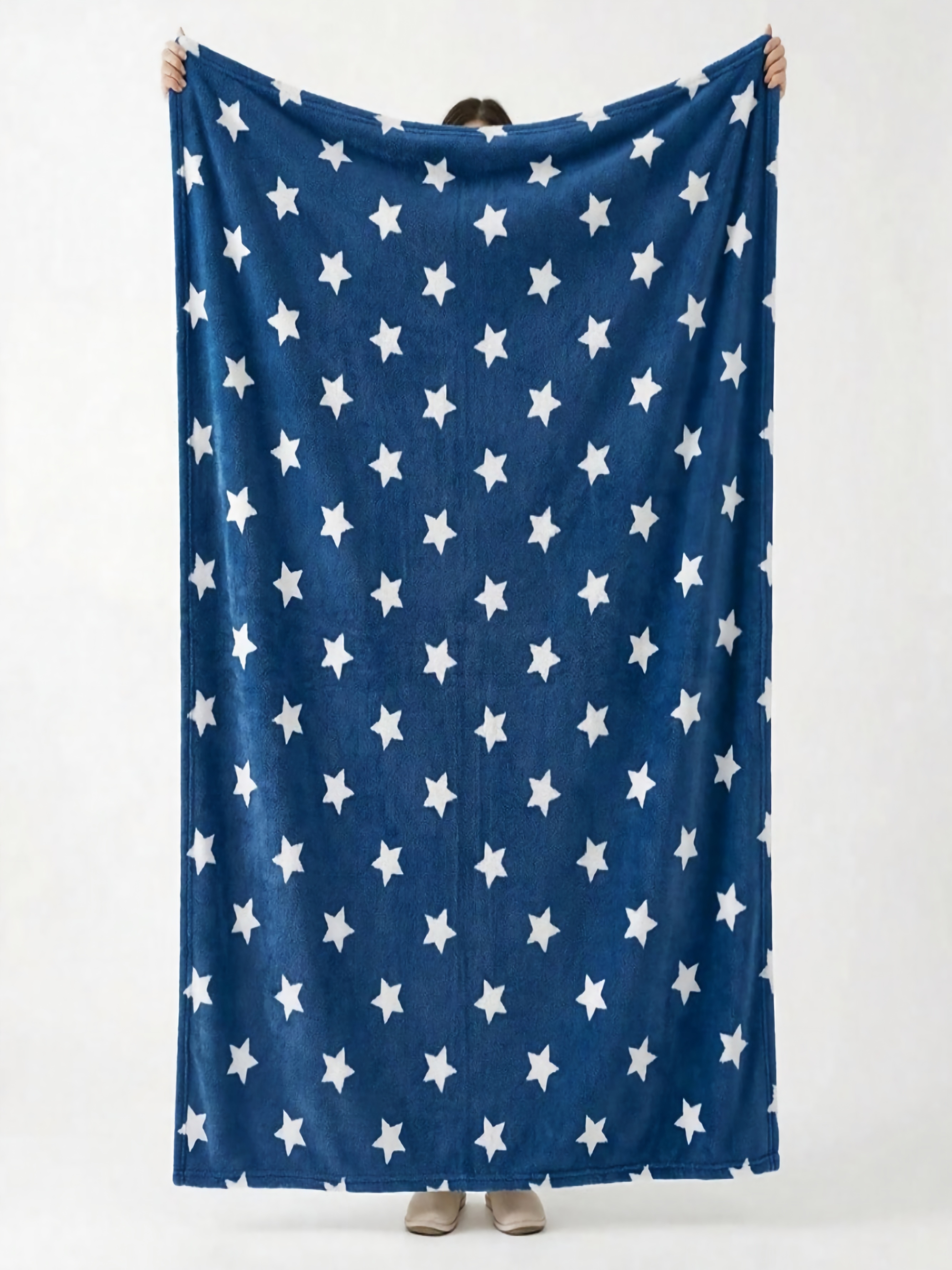 Luxurious Navy Blue Star Pattern Flannel Blanket (60x80 inch)