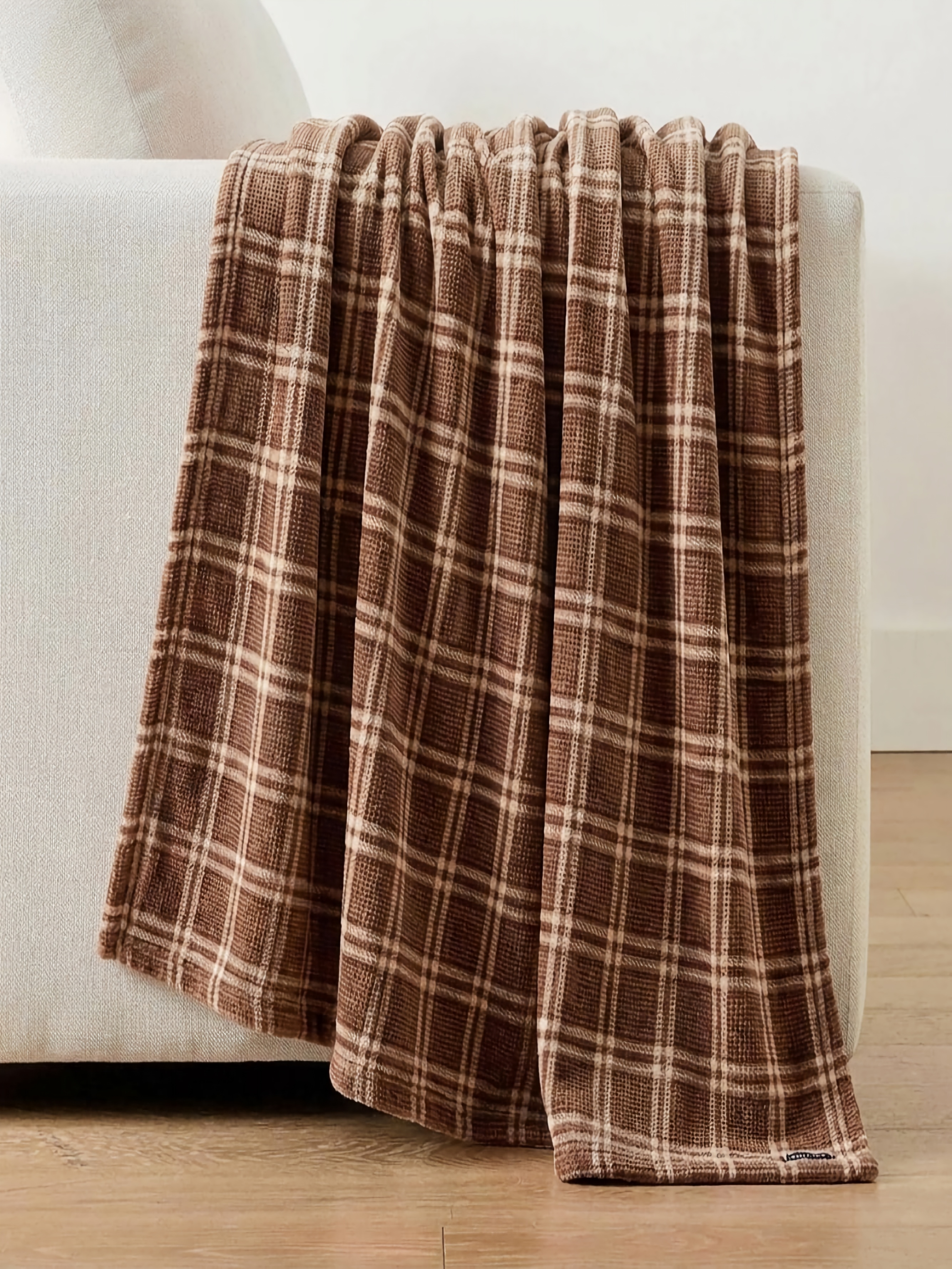 Cozy Brown Plaid Polyester Throw Blanket - Machine Washable