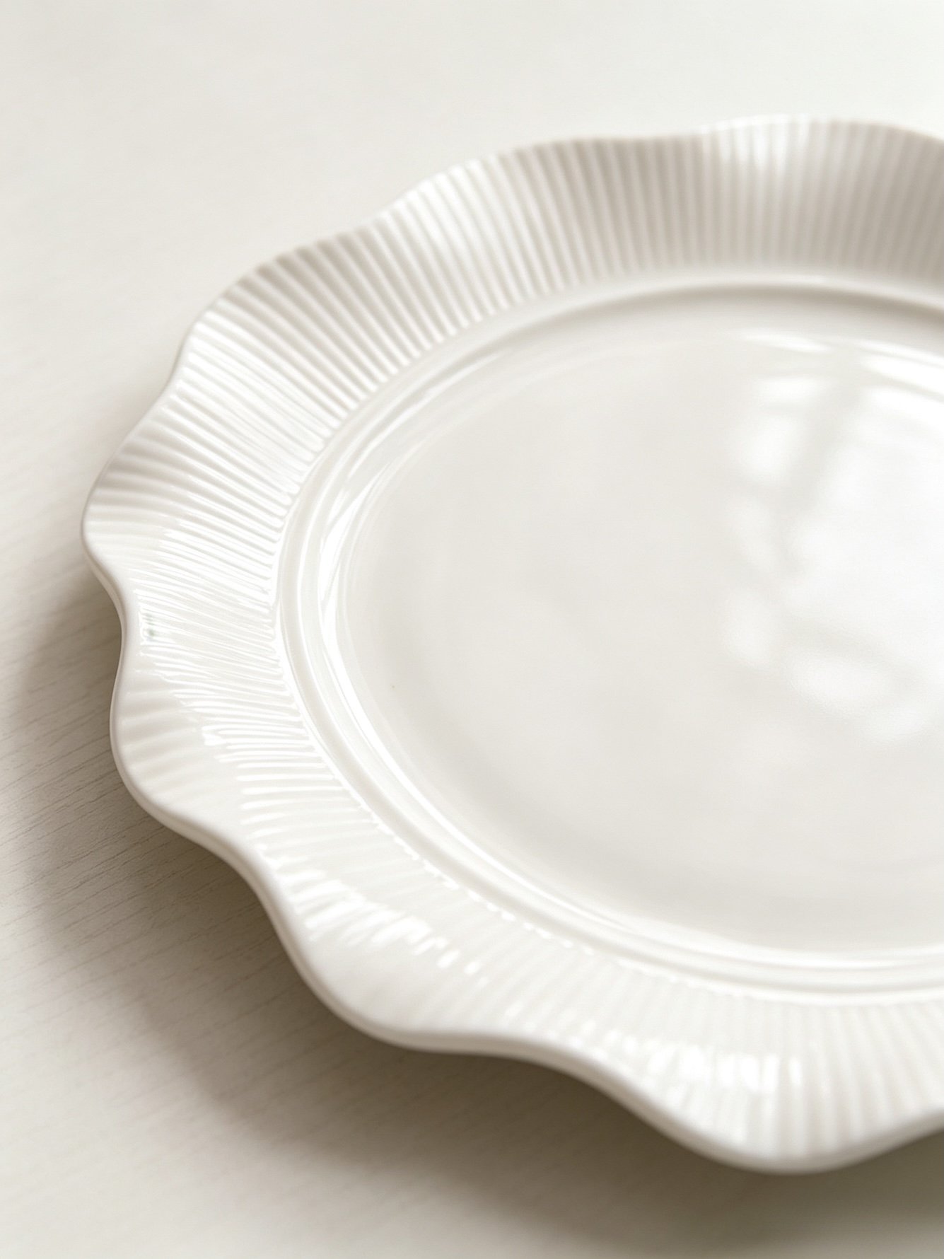 White Solid Plates