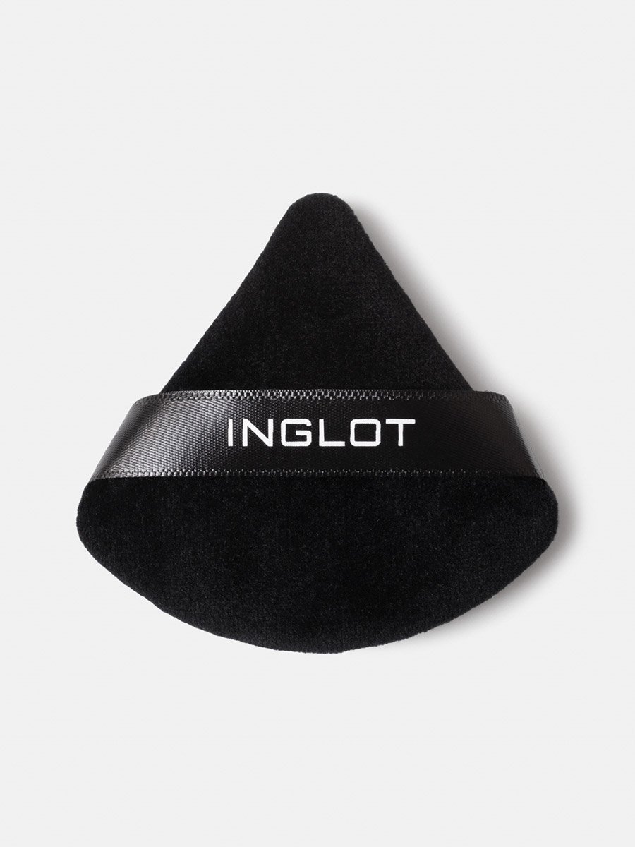 Triangular Makeup Applicator