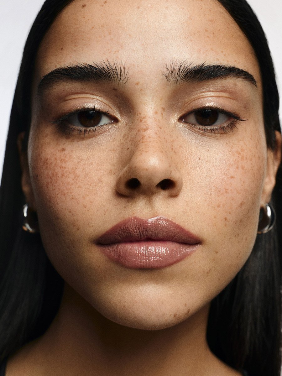 Glazed Lips Liquid Lipstick SPF 50+ Milk Chocolate 94